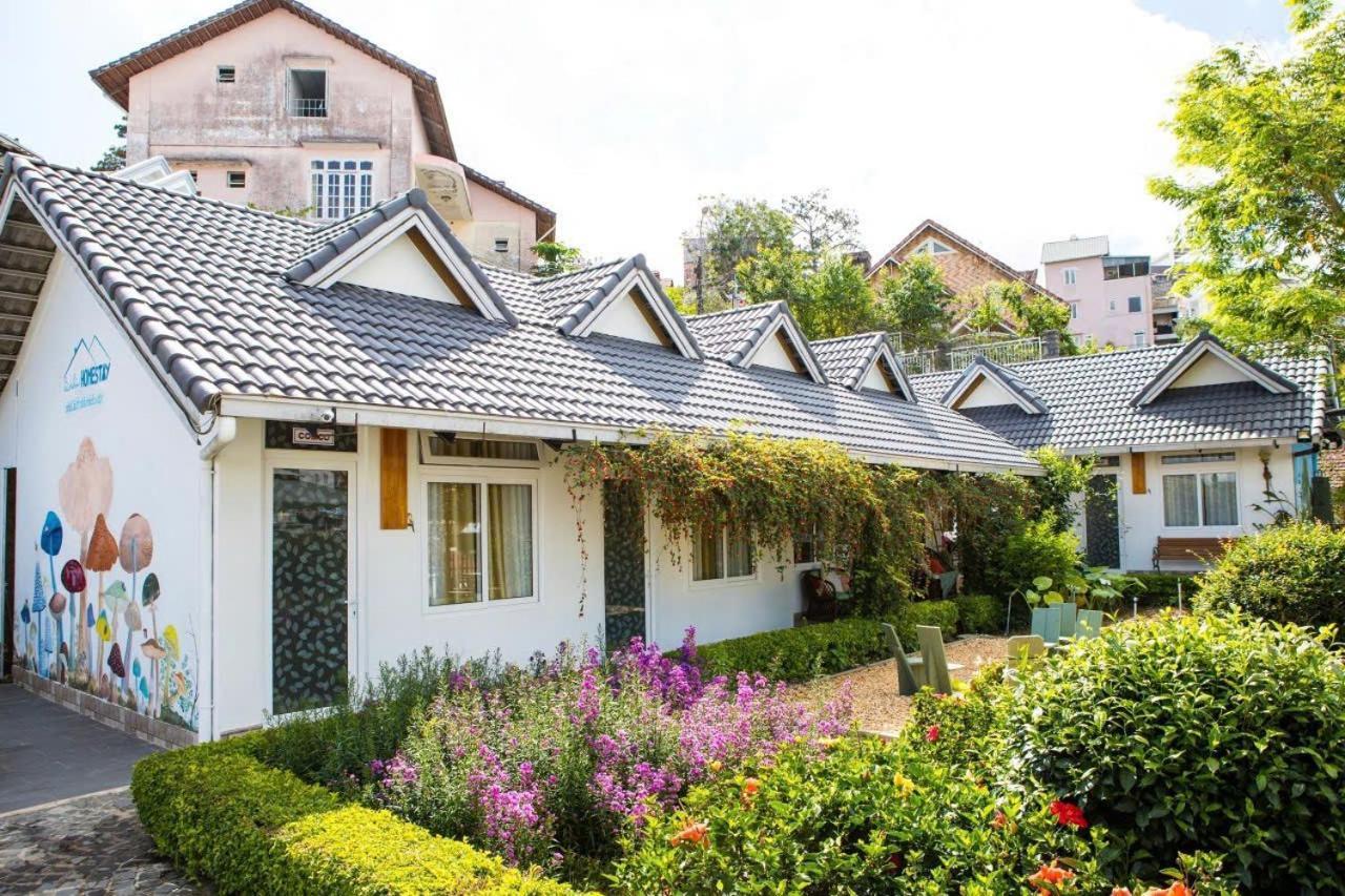 La Nha Homestay Dalat Bagian luar foto