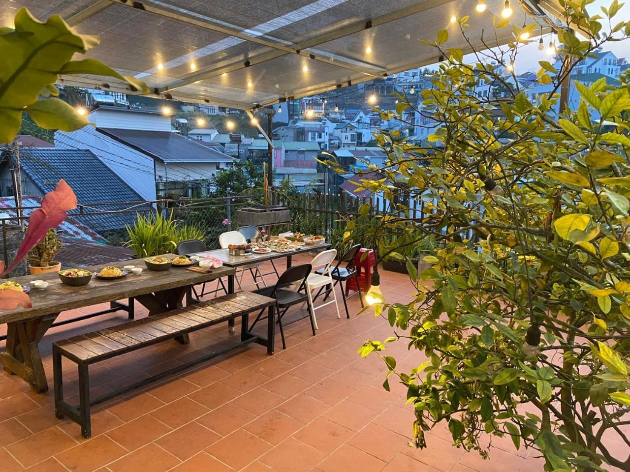 La Nha Homestay Dalat Bagian luar foto