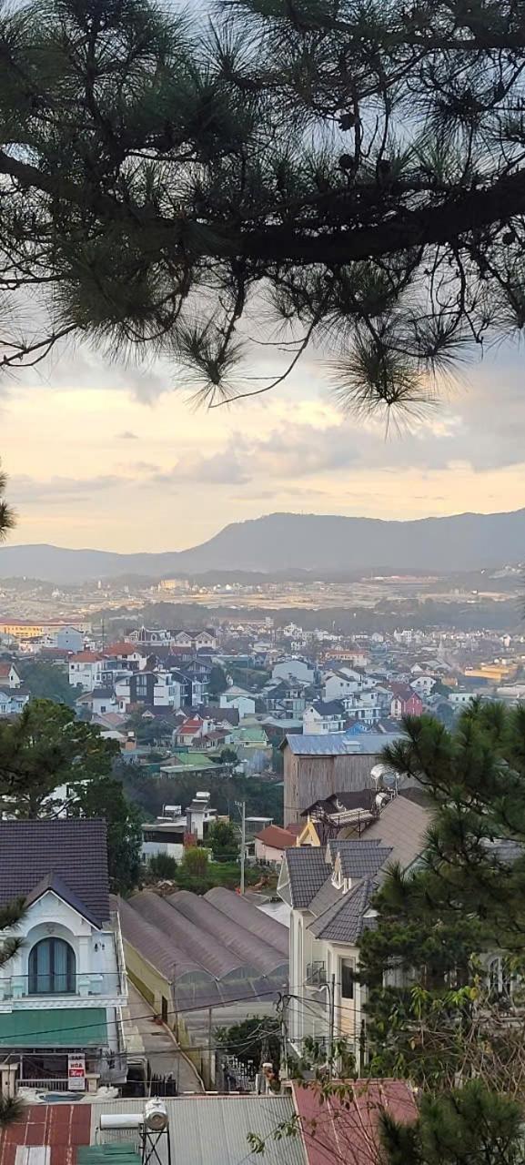 La Nha Homestay Dalat Bagian luar foto